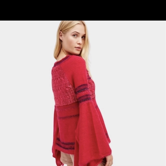 Raspberry Magenta Free People Bell Sleeve Knit Sweater; Size SP-L - Picture 6 of 12